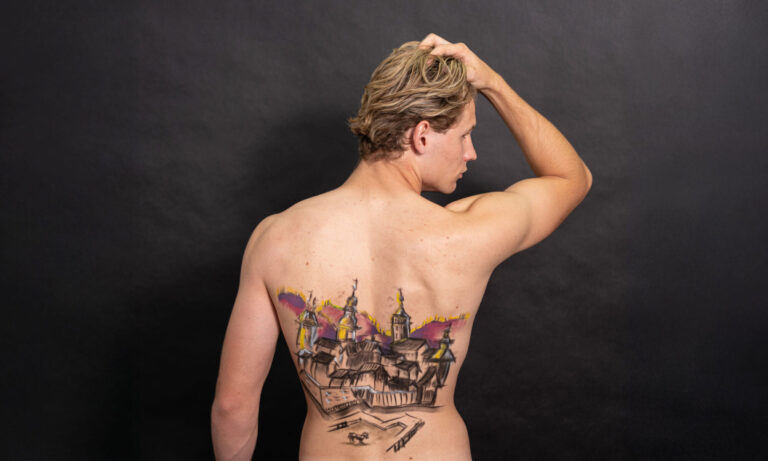 Der Mensch wird zur Leinwand